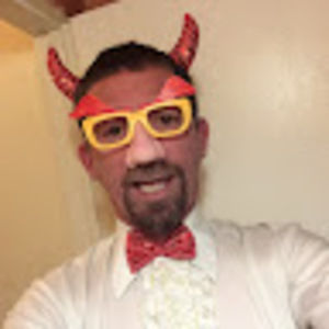 Meet your Posher, Dennis